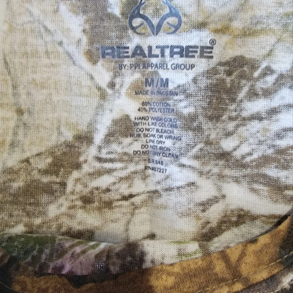 Camouflage realtree t-shirt medium!!! - Picture 8 of 8